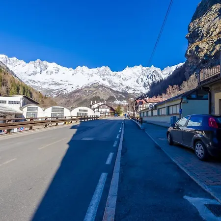 Pontal 5 - Relax E Vista Sulle Montagne - Cour 0145 Apartment Courmayeur