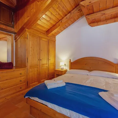 Апартаменти Pontal 5 - Relax E Vista Sulle Montagne - Cour 0145 Курмайор